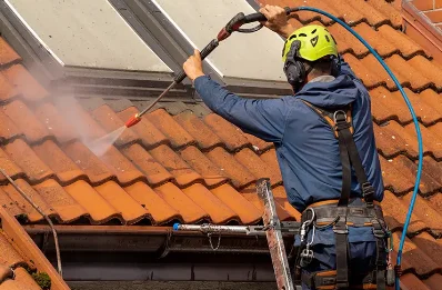 Démoussage et hydrofuge de toiture à Rampillon